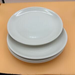 Vtg Dinner Plates Restaurant Plates Ware by Buffalo Coupe Solid White Set of 4
